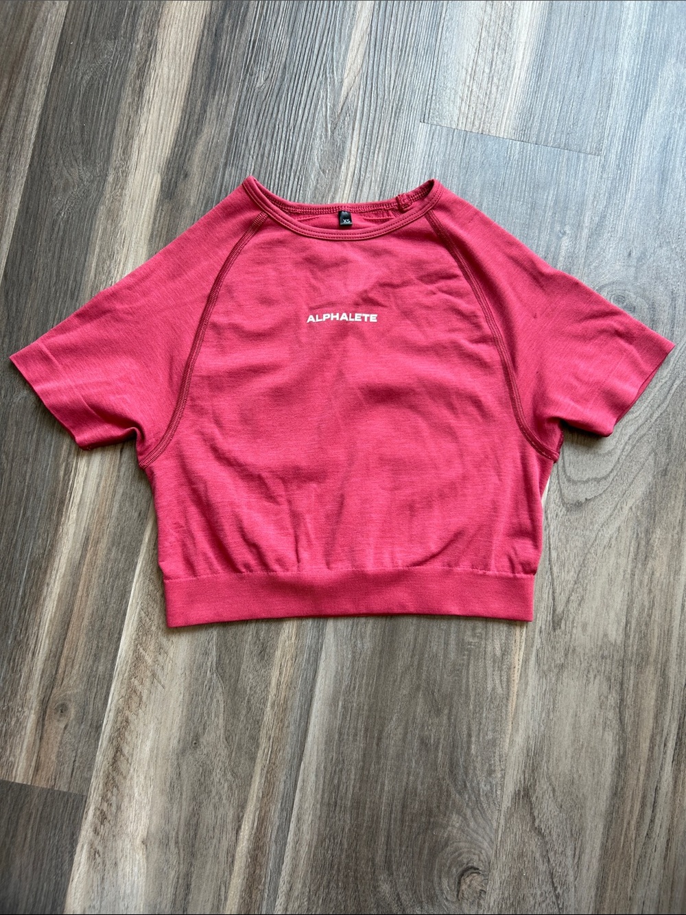 NWOT Alphalete Amplify Crop Top